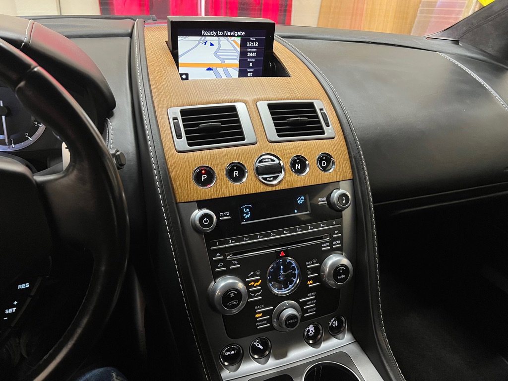 Used 2015 Aston Martin Rapide S image 21