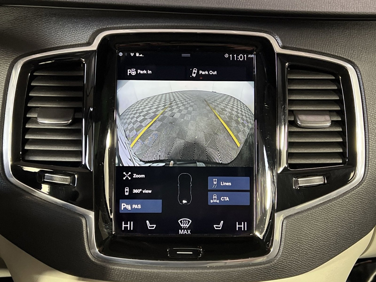 Used 2018 Volvo XC90 T8 Inscription w/ Convenience Package image 17