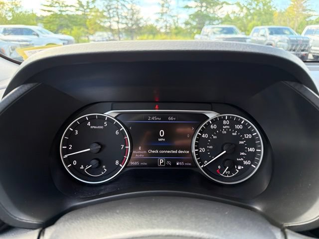 Certified 2025 Nissan Sentra SV FWD image 26