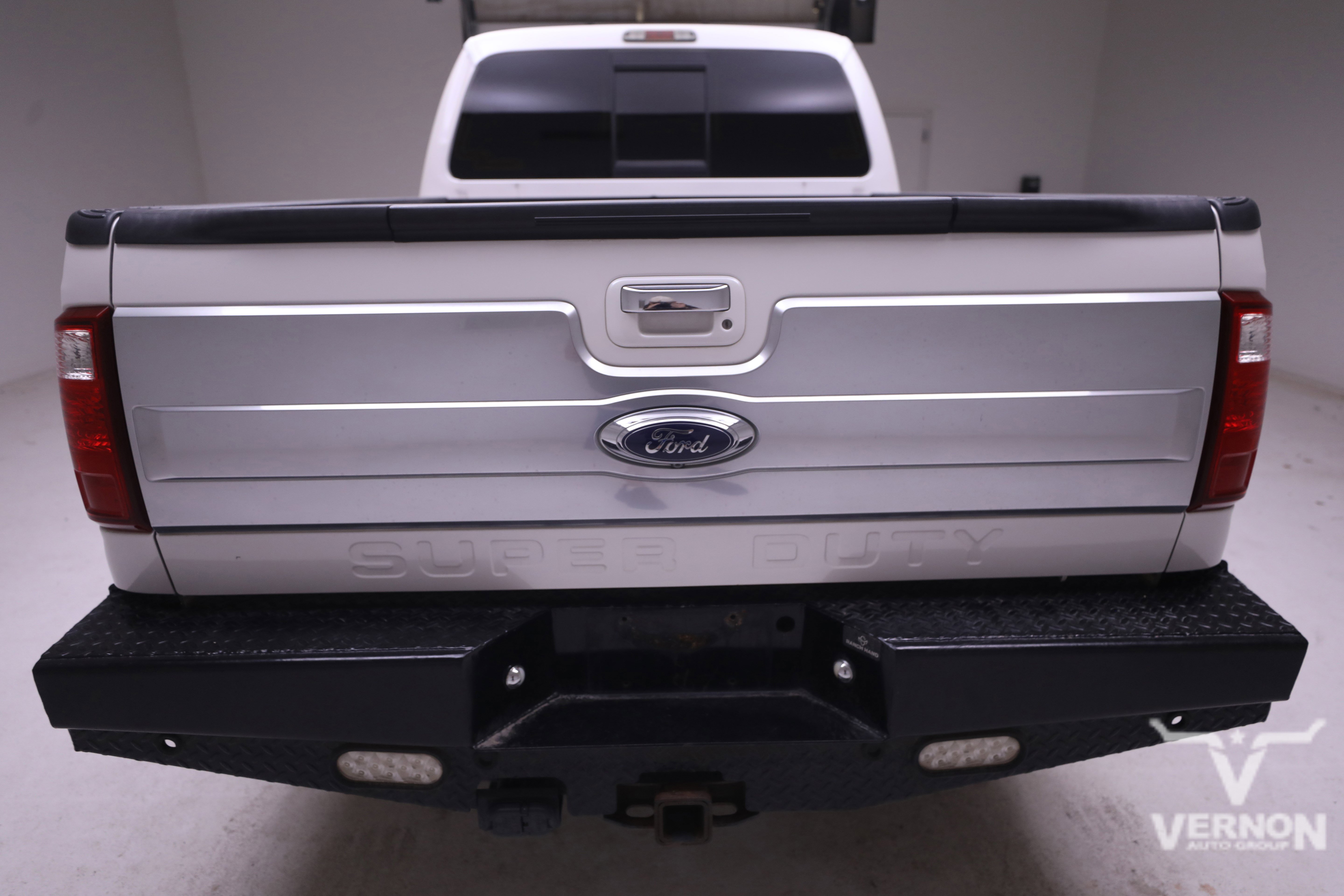 Used 2014 Ford F250 Platinum w/ FX4 Off-Road Package image 4