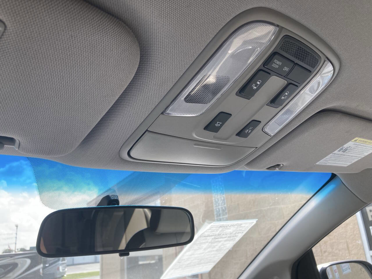 Used 2019 Kia Sedona EX image 47