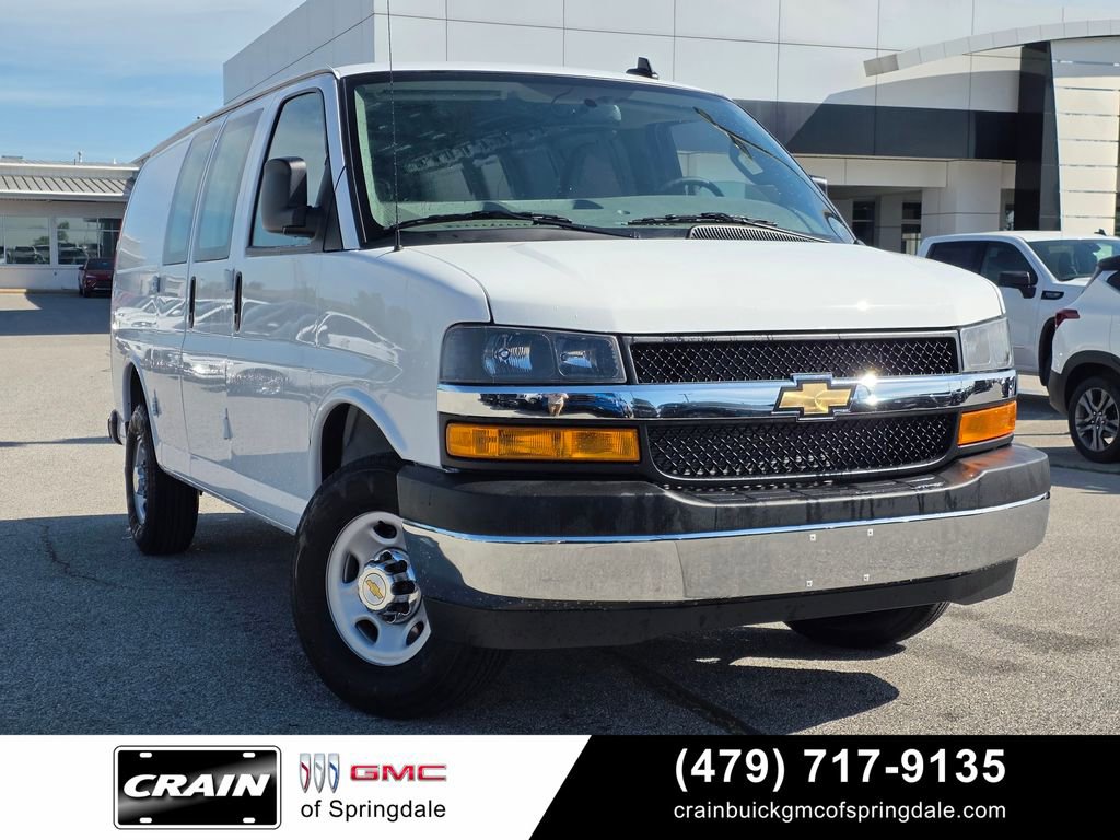 Used 2024 Chevrolet Express 3500 w/ Driver Convenience Package RWD image 1