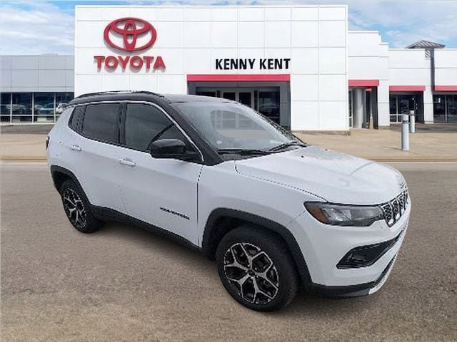 Used 2025 Jeep Compass Limited AWD/4WD image 1