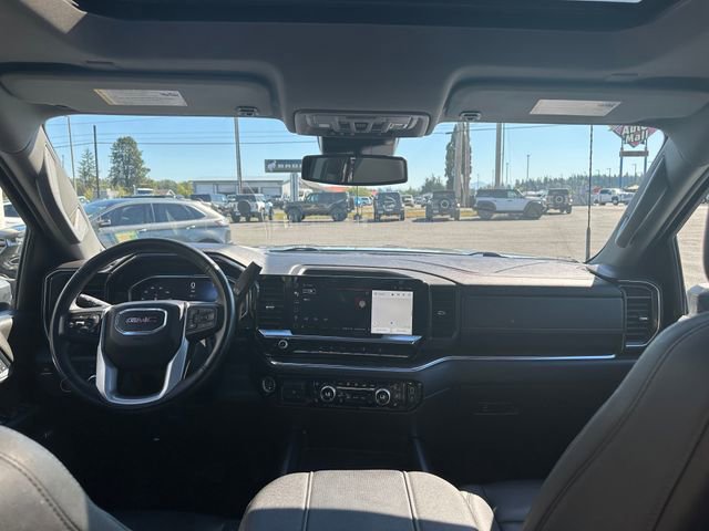 Used 2024 GMC Sierra 3500 SLT w/ SLT Premium Package image 22