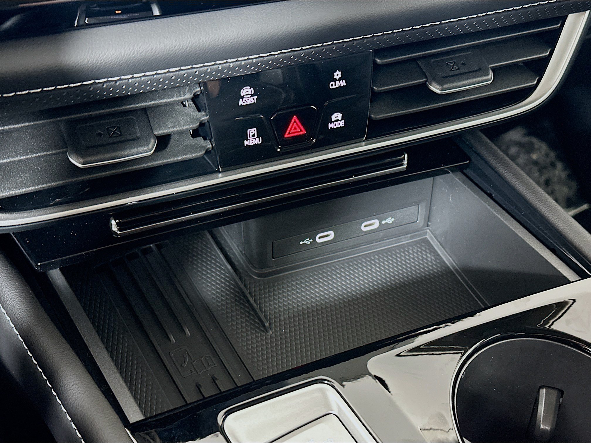New 2026 Volkswagen Atlas SE AWD/4WD image 15
