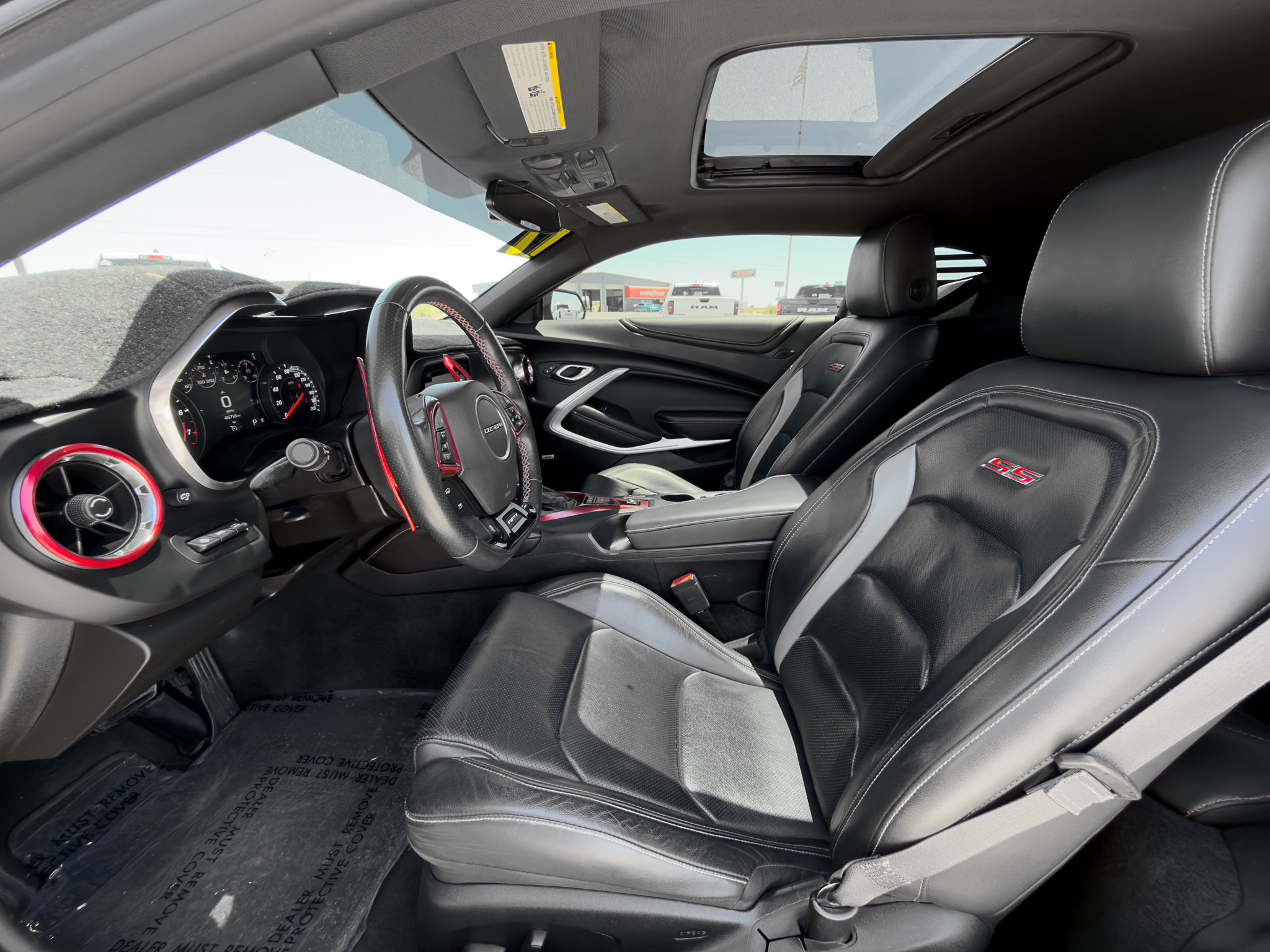 Used 2017 Chevrolet Camaro SS RWD image 12