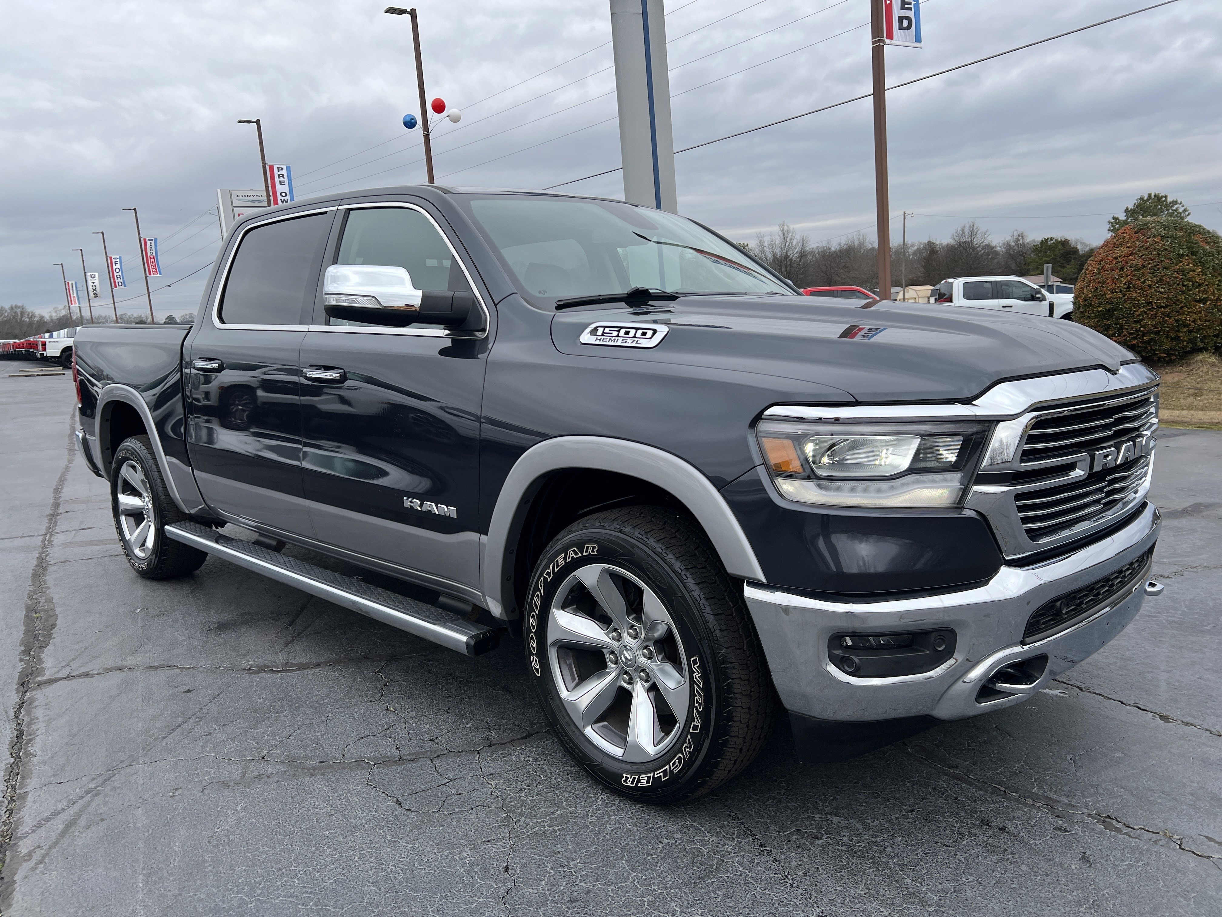 Used 2019 RAM 1500 Laramie image 4