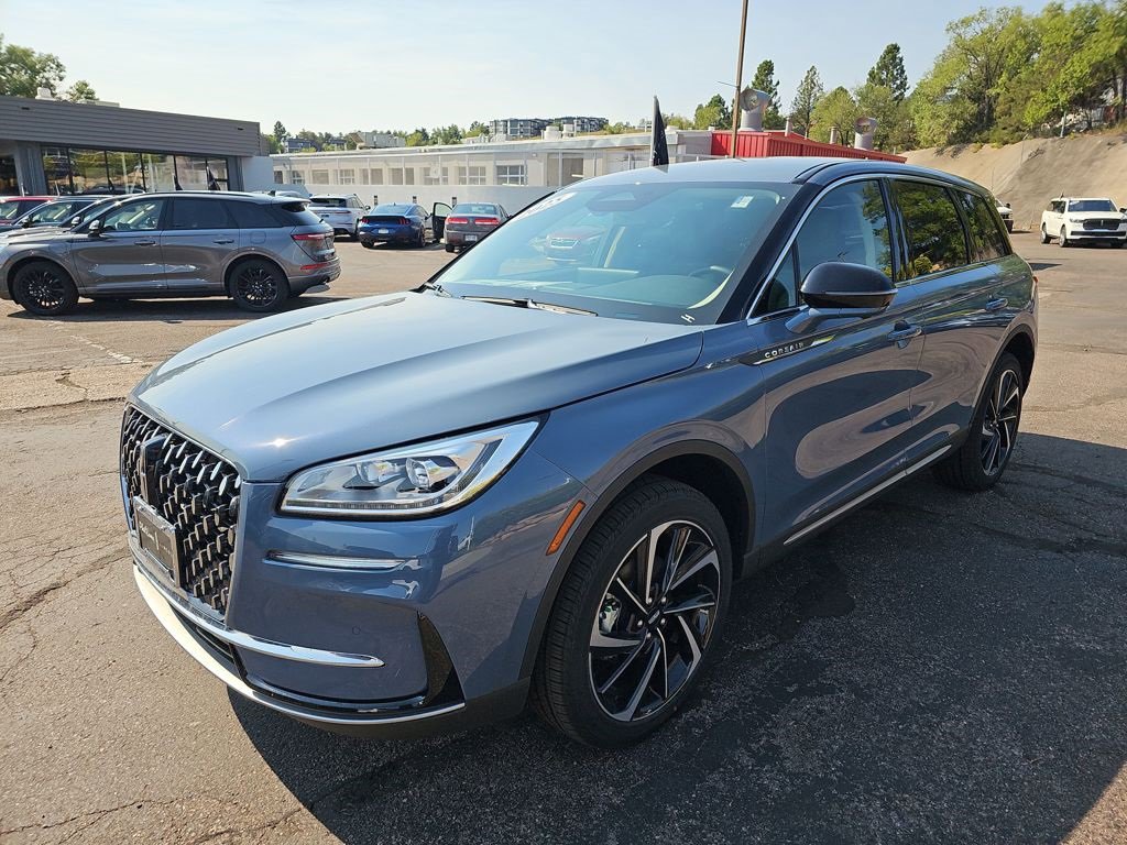 New 2025 Lincoln Corsair Reserve image 3
