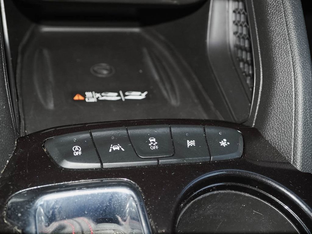 Certified 2023 Chevrolet TrailBlazer RS w/ Sun and Liftgate Package image 17