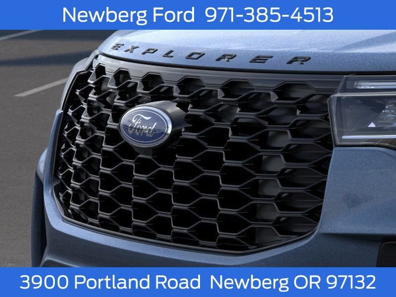 New 2025 Ford Explorer ST-Line w/ Premium Package AWD/4WD image 17