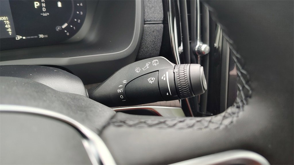 New 2026 Volvo XC90 B6 Ultra w/ Protection Package image 17