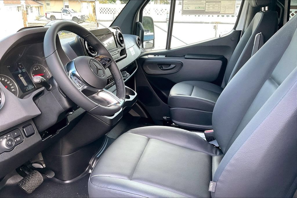 New 2026 Mercedes-Benz Sprinter 2500 image 8