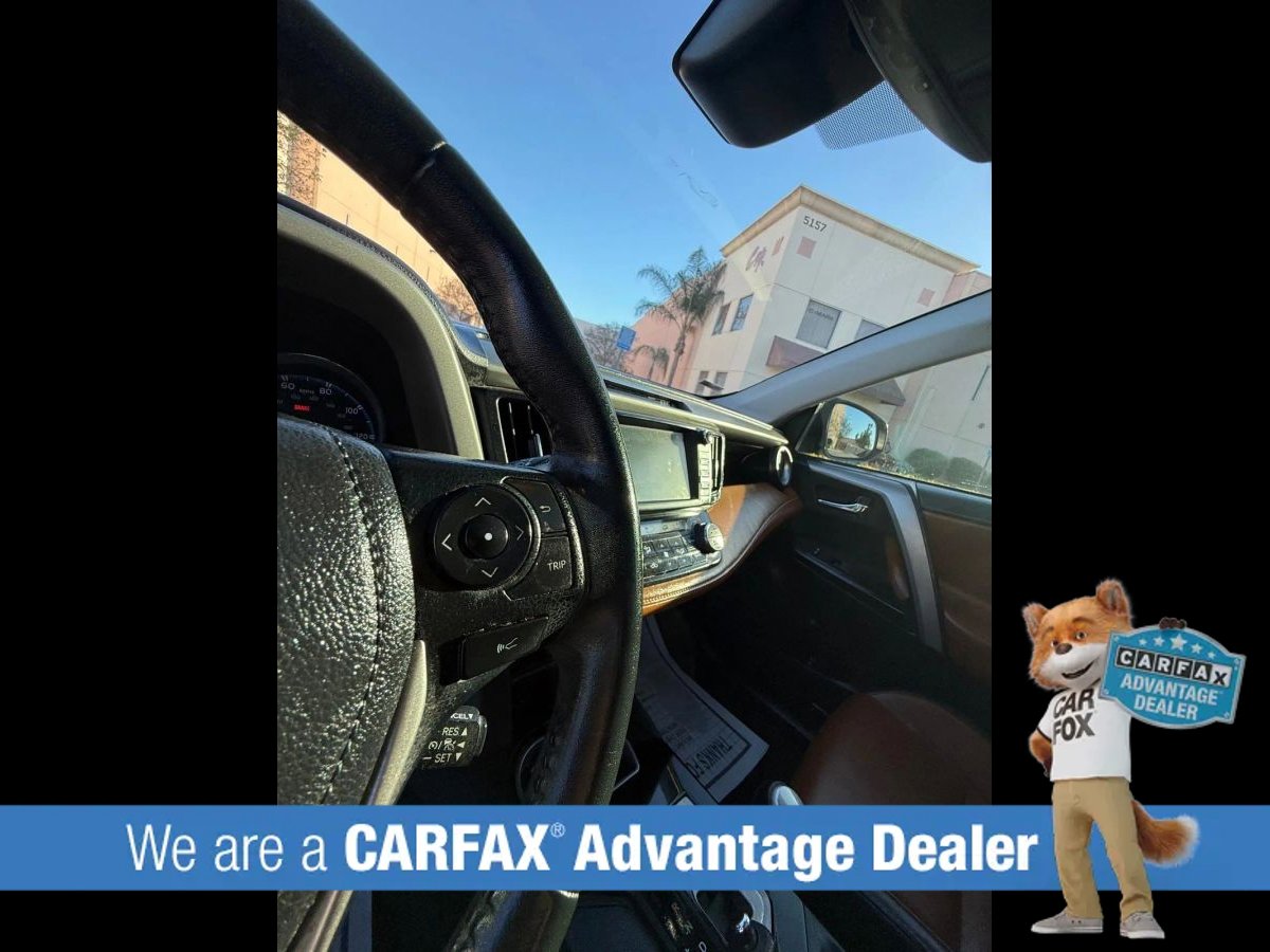 Used 2018 Toyota RAV4 Limited FWD image 51