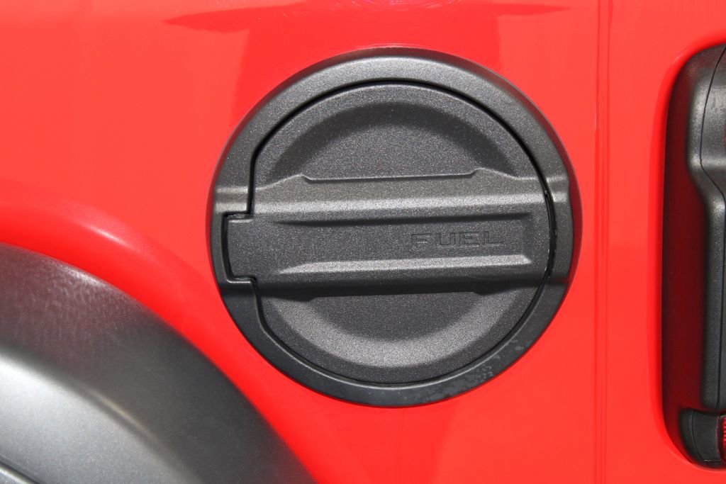 Used 2024 Jeep Wrangler Unlimited Rubicon 4xe image 16