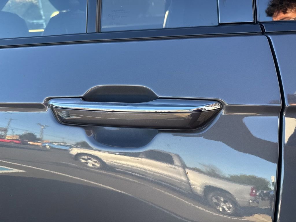 Used 2022 Jeep Grand Cherokee L Overland image 11