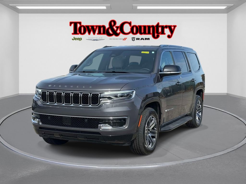 Certified 2025 Jeep Wagoneer 4WD image 3