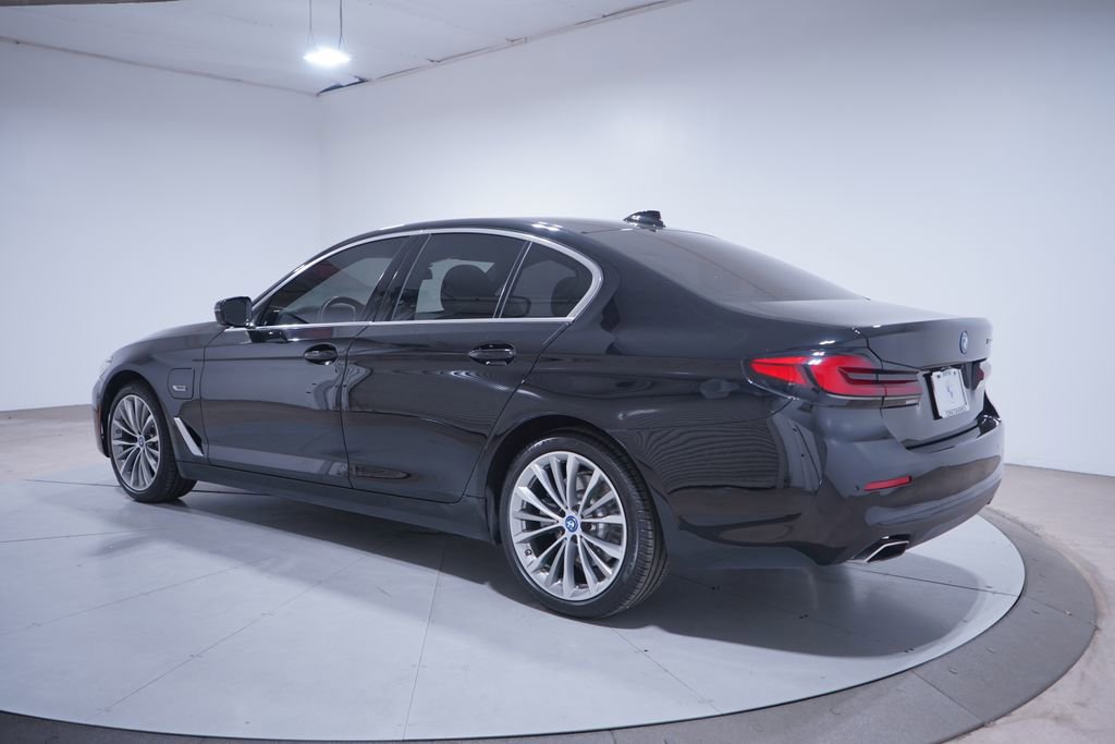 Used 2023 BMW 530e 530e iPerformance w/ Premium Package image 3