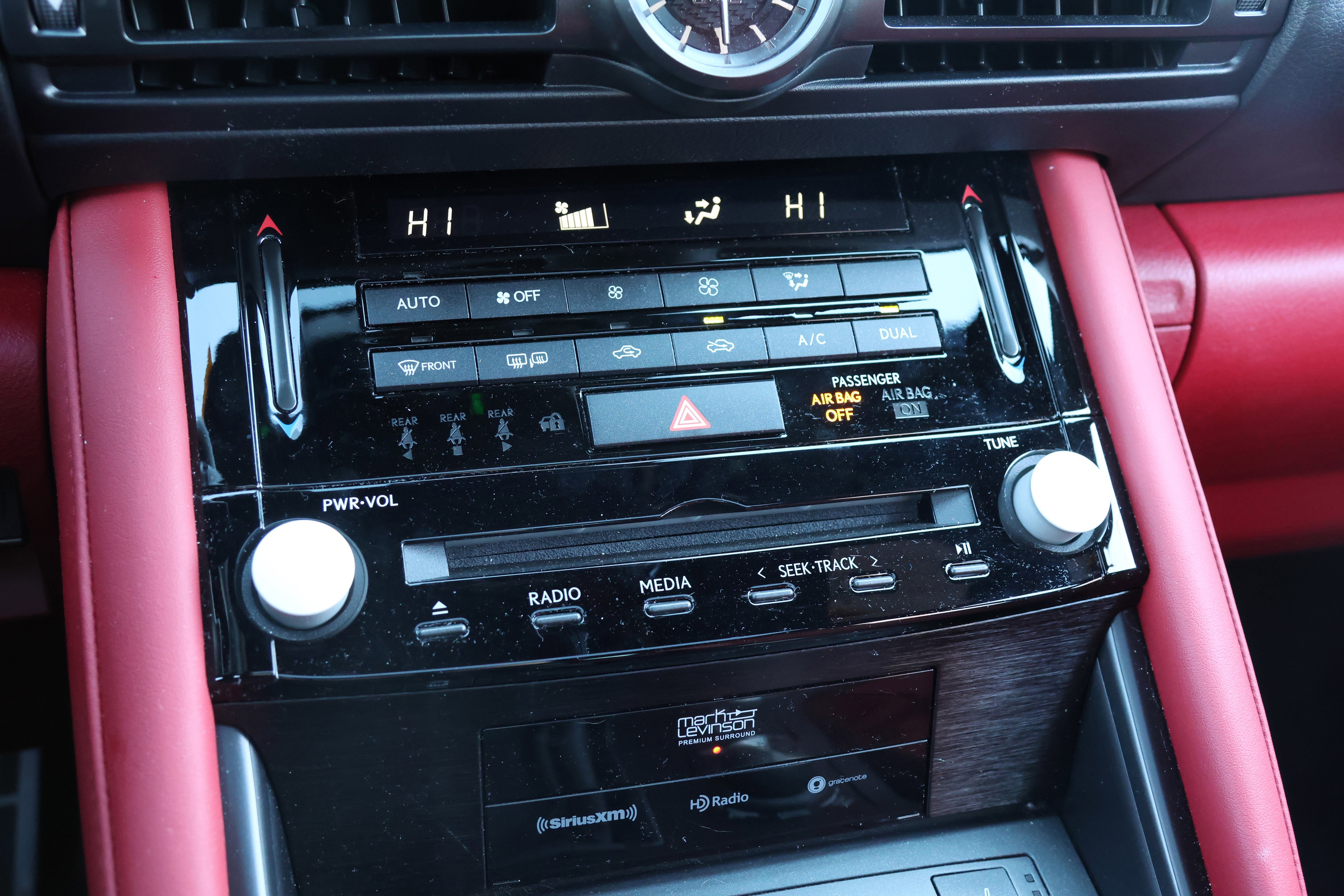 Used 2024 Lexus IS 500 image 28