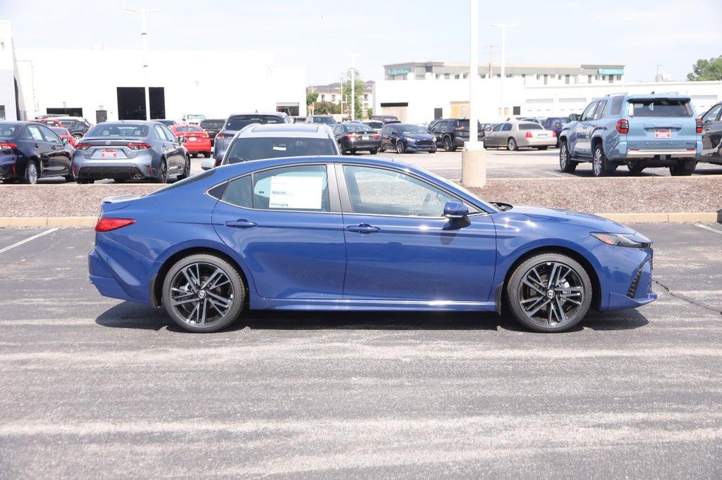 New 2026 Toyota Camry XSE AWD/4WD image 5