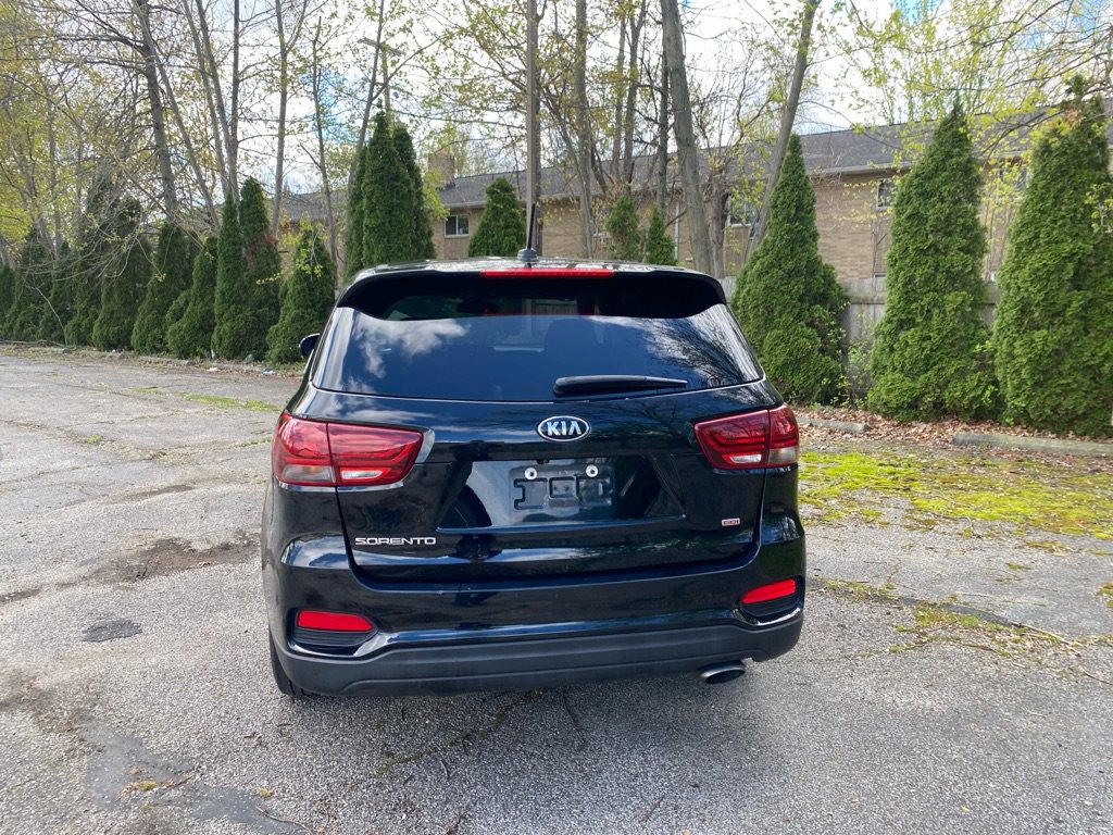 Used 2019 Kia Sorento L image 4