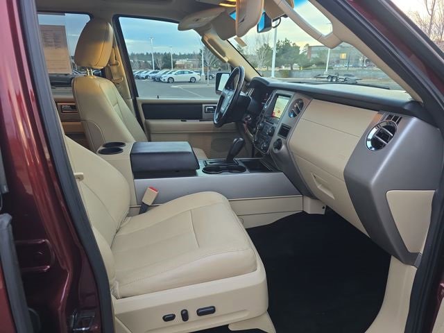 Used 2016 Ford Expedition XLT w/ Equipment Group 202A image 19