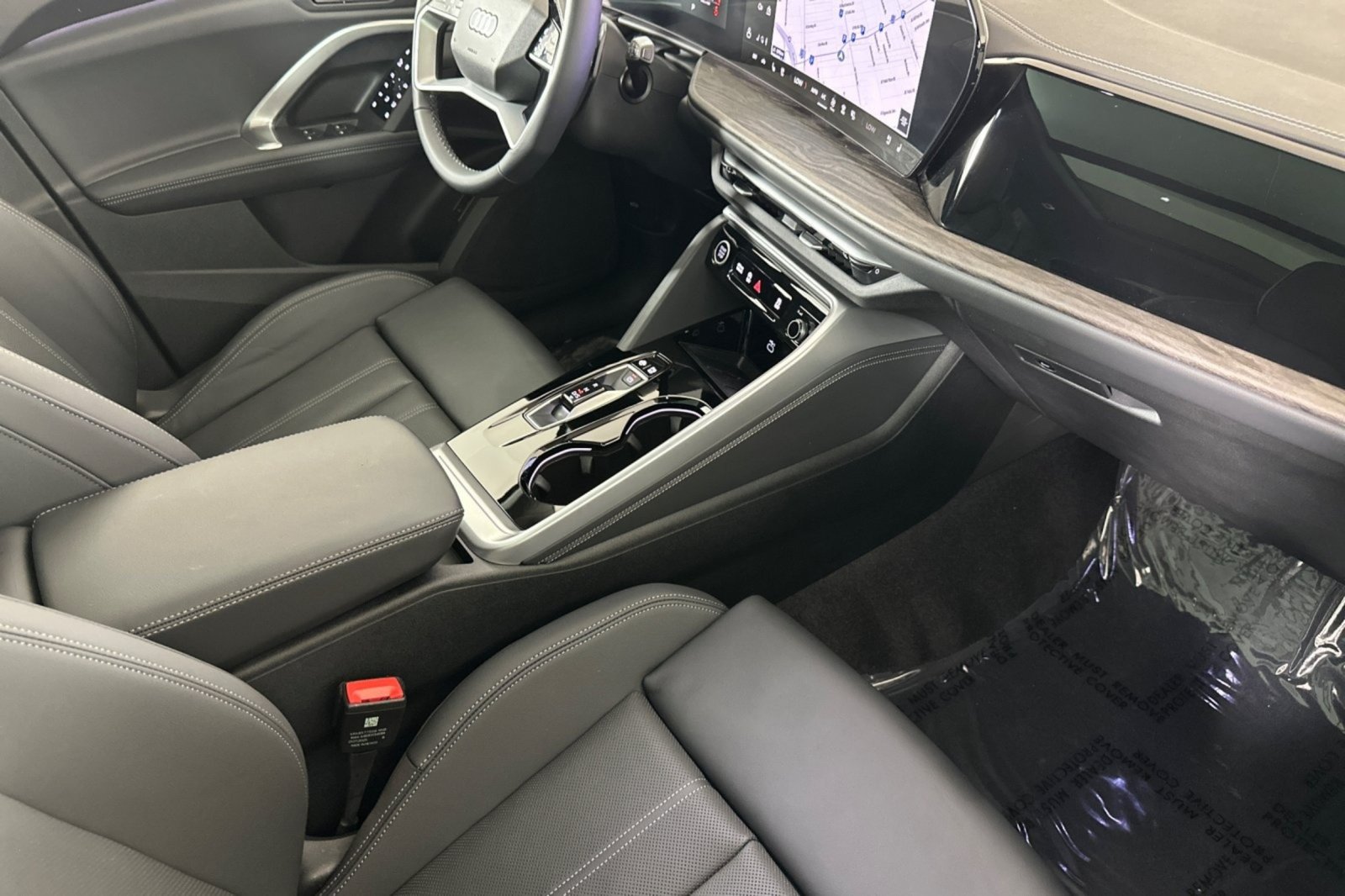 Used 2025 Audi Q5 Premium Plus w/ Premium Plus AWD/4WD image 15