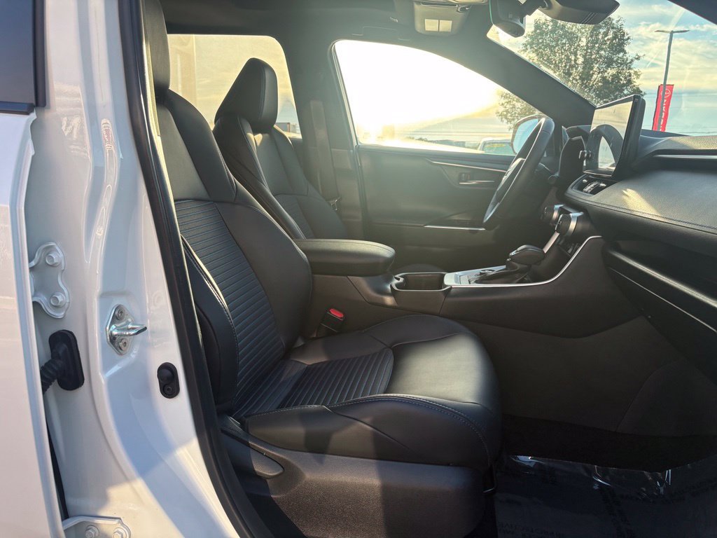 Used 2024 Toyota RAV4 XSE w/ Weather Package AWD/4WD image 18