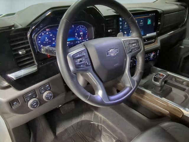 Used 2024 Chevrolet Silverado 1500 RST w/ Convenience Package II image 10