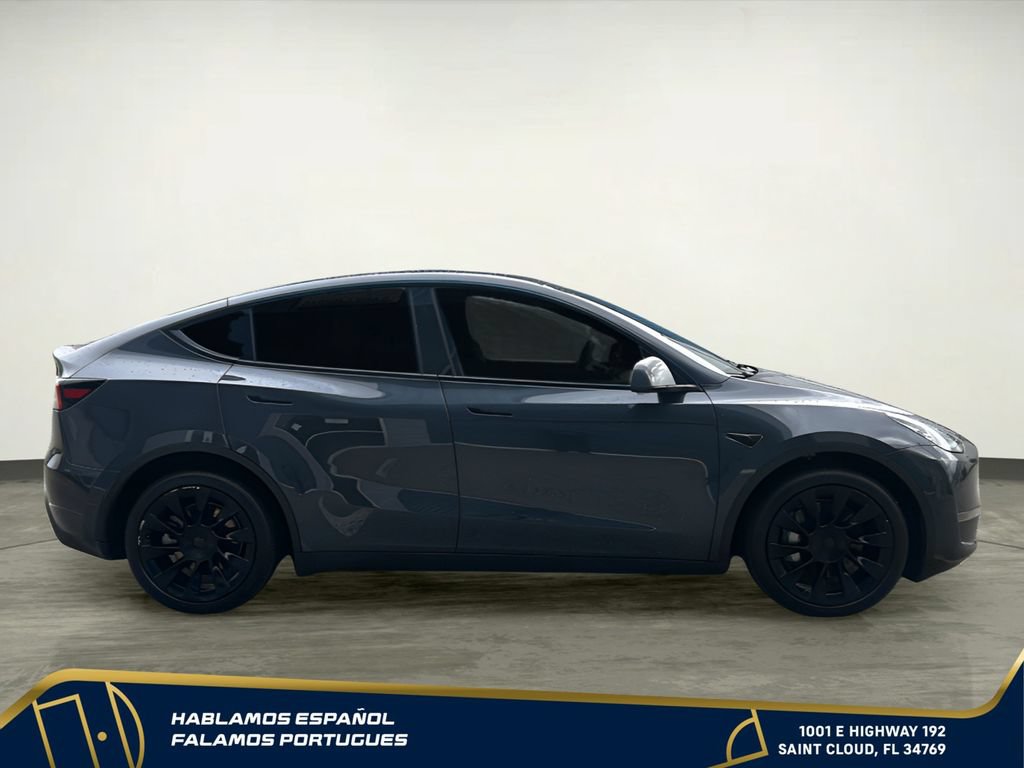 Used 2024 Tesla Model Y Long Range AWD/4WD image 7