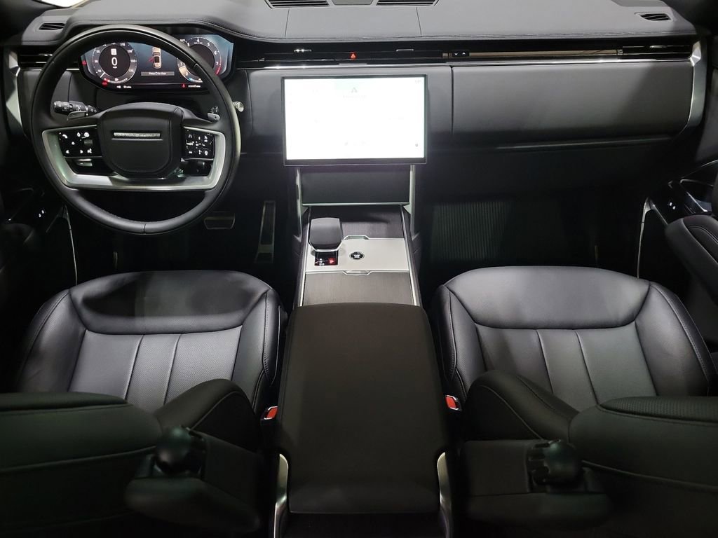 New 2025 Land Rover Range Rover SE image 25