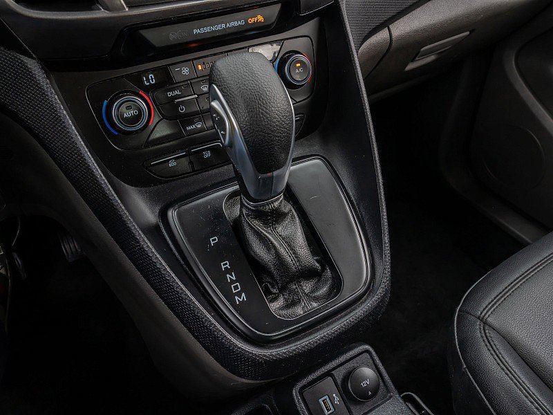 Used 2022 Ford Transit Connect XL image 26