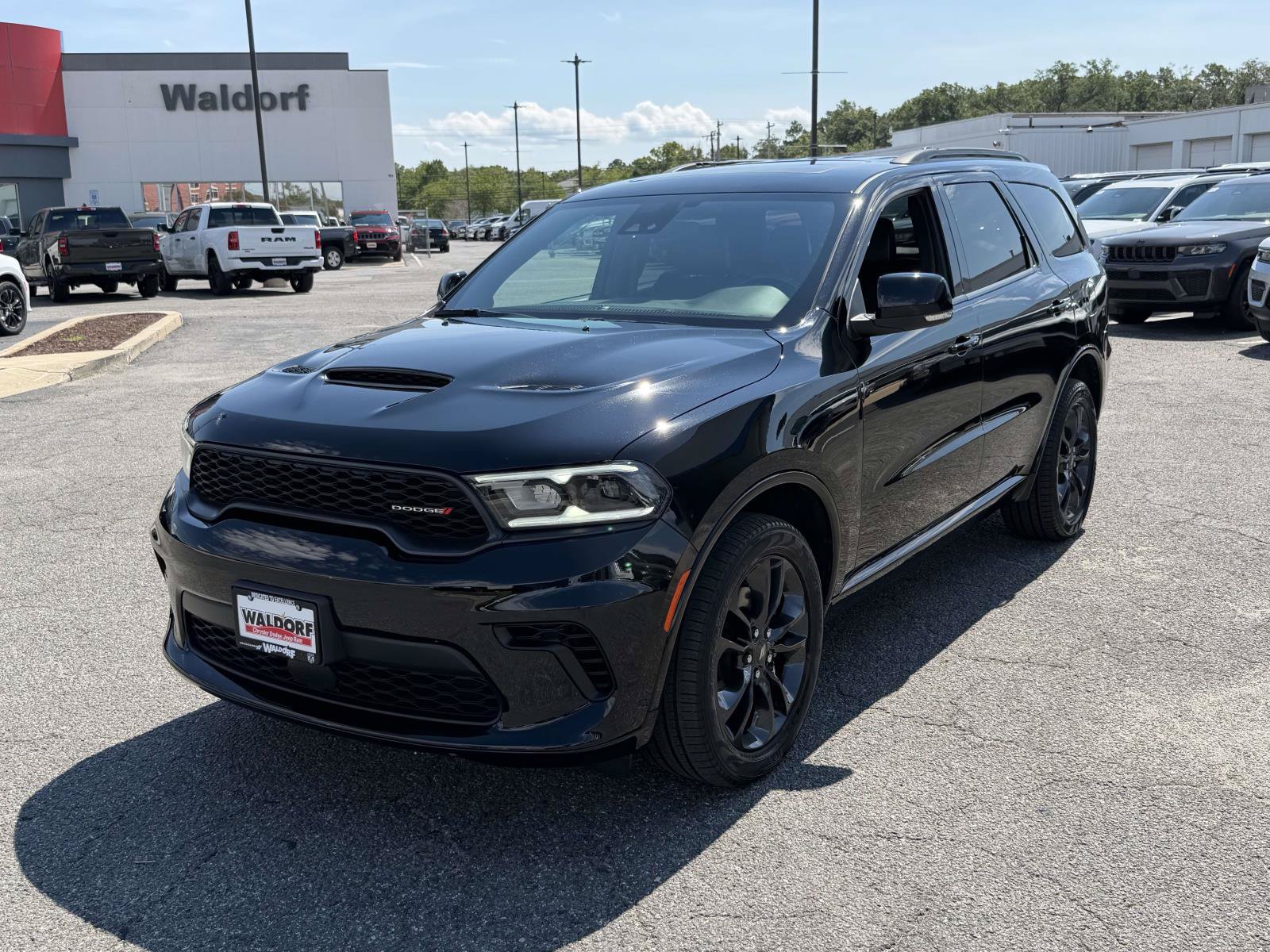 Used 2024 Dodge Durango GT AWD/4WD image 6