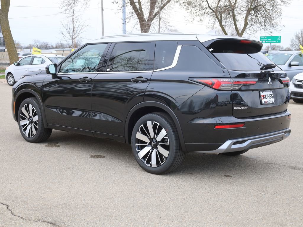 New 2025 Mitsubishi Outlander AWD image 7