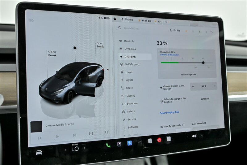 Used 2022 Tesla Model Y Performance AWD/4WD image 30