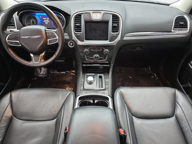 Used 2019 Chrysler 300 Touring w/ Sport Appearance Package RWD image 13