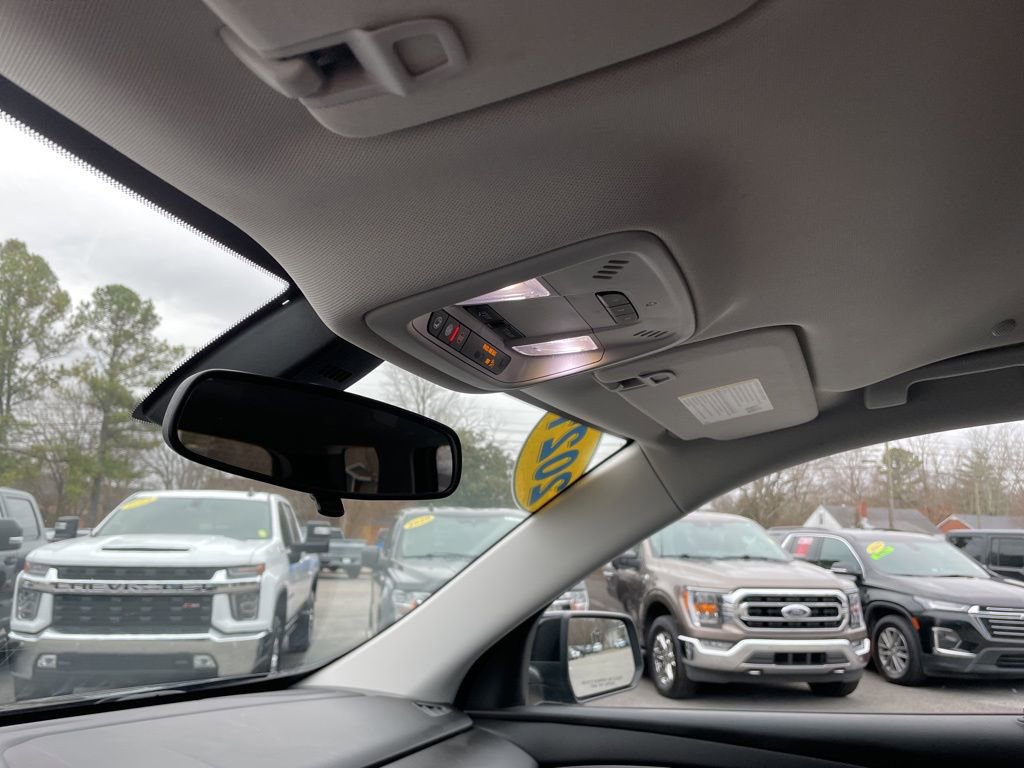 Used 2021 Chevrolet Traverse LT w/ LPO, Floor Liner Package image 22