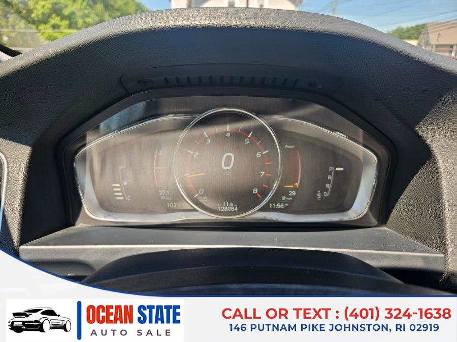 Used 2016 Volvo V60 T5 Premier w/ Convenience Package FWD image 18