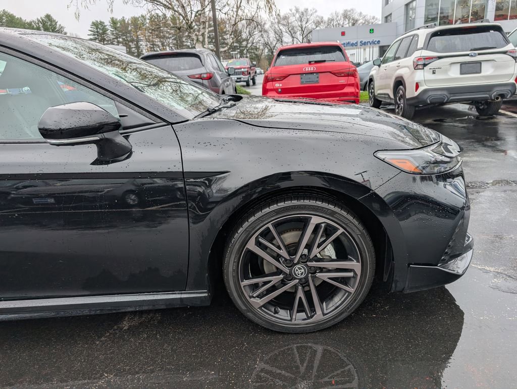 Used 2025 Toyota Camry XSE image 10