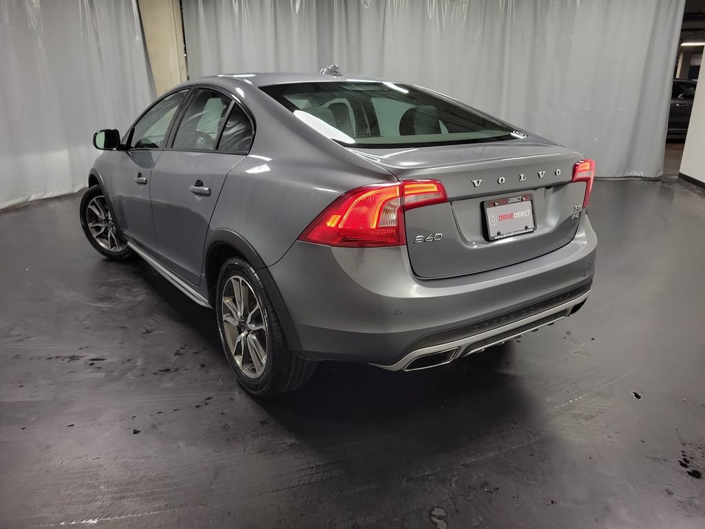 Used 2016 Volvo S60 T5 Cross Country Platinum AWD/4WD image 7
