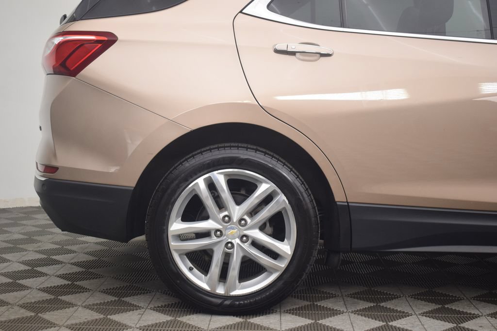 Used 2018 Chevrolet Equinox Premier AWD/4WD image 29