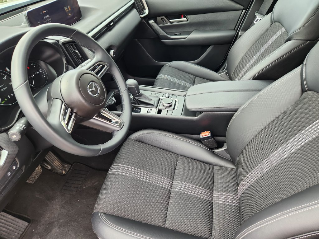 Used 2025 MAZDA CX-50 2.5 Hybrid w/ Preferred Pkg AWD/4WD image 12