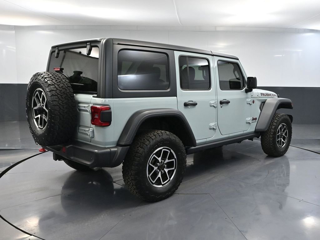 Used 2024 Jeep Wrangler Unlimited Rubicon w/ Convenience Group image 6