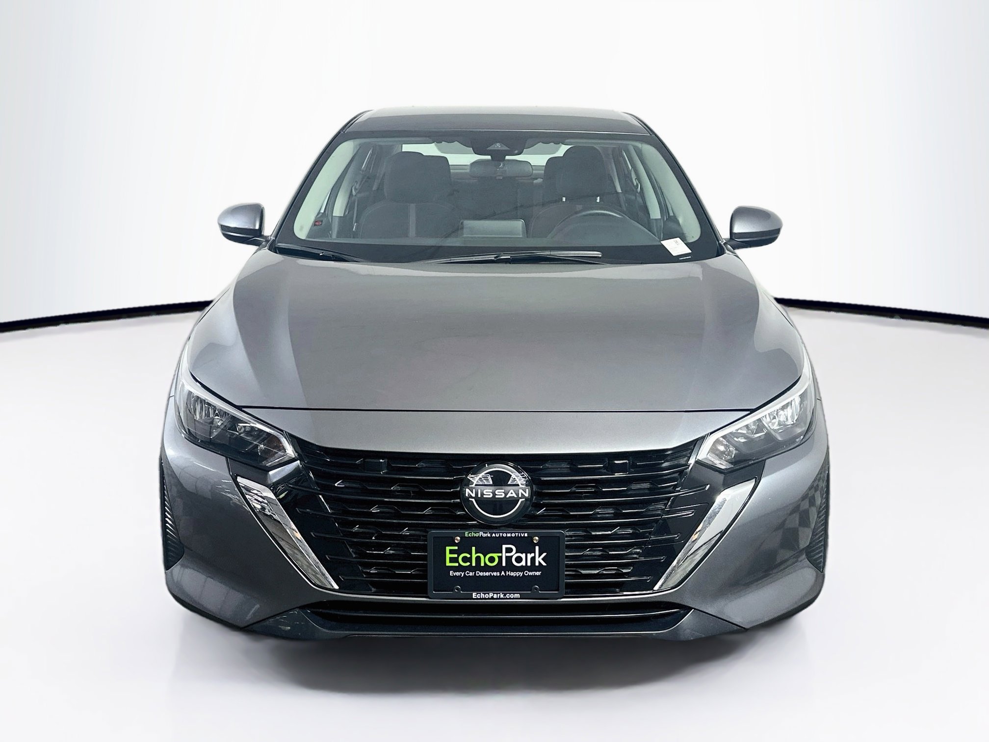 Used 2024 Nissan Sentra SV FWD image 2