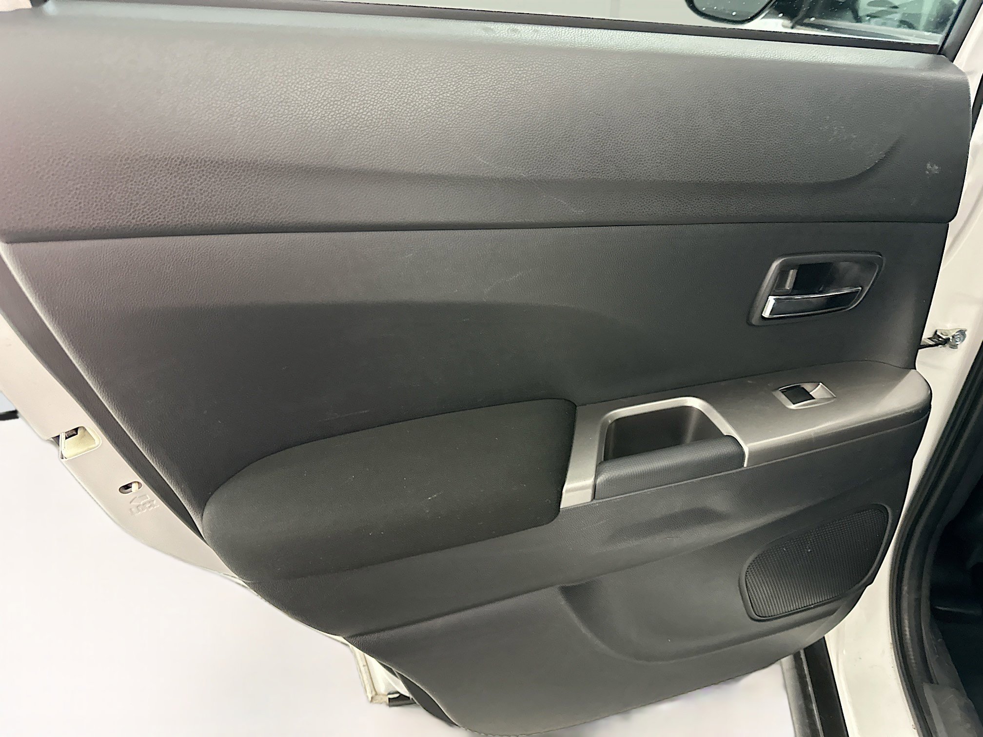 Used 2018 Mitsubishi Outlander Sport ES image 26