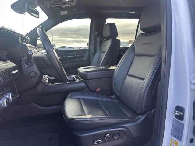 Used 2023 GMC Yukon Denali image 10