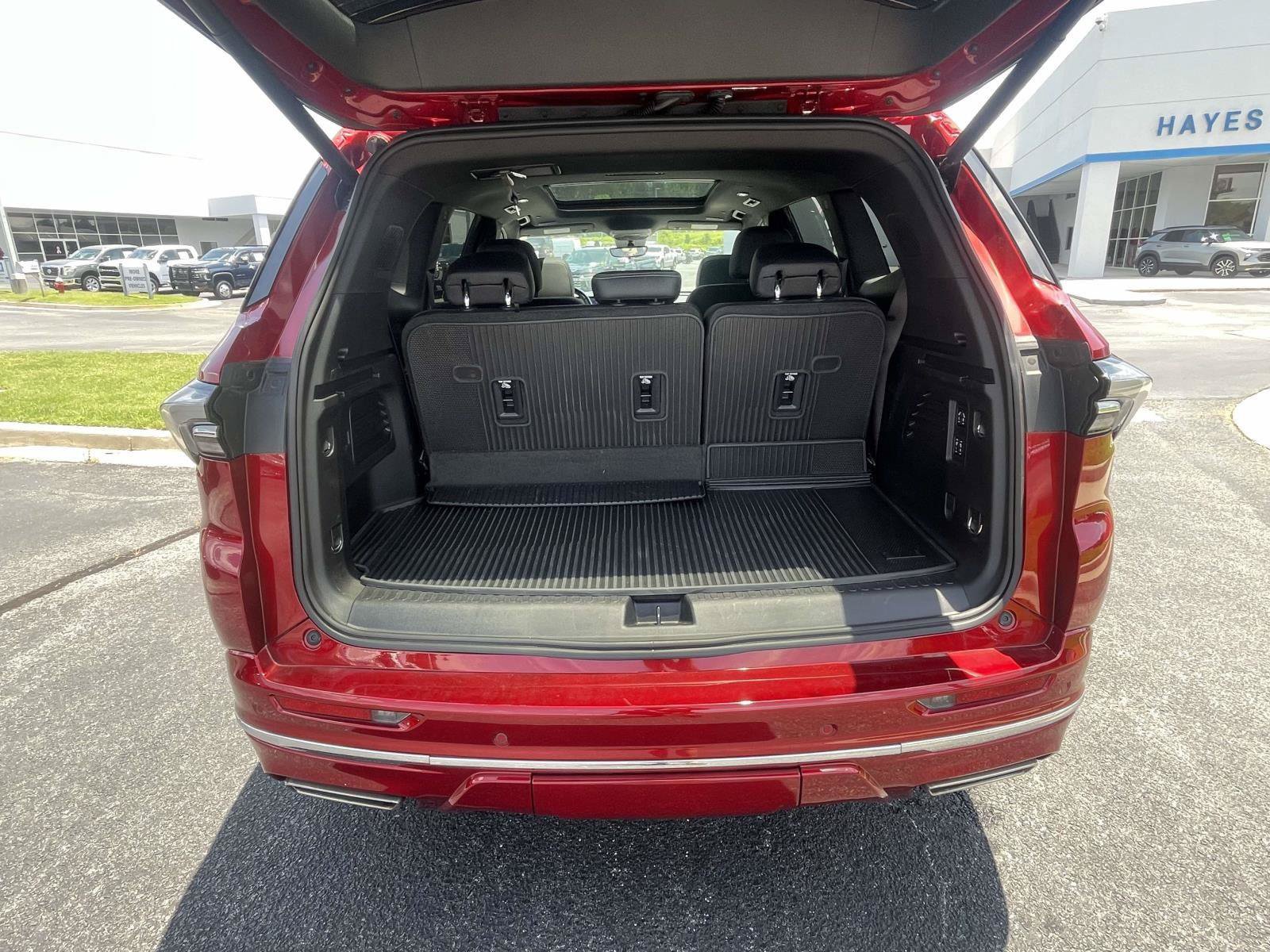 Certified 2025 Buick Enclave Avenir w/ Super Cruise Package AWD/4WD image 21