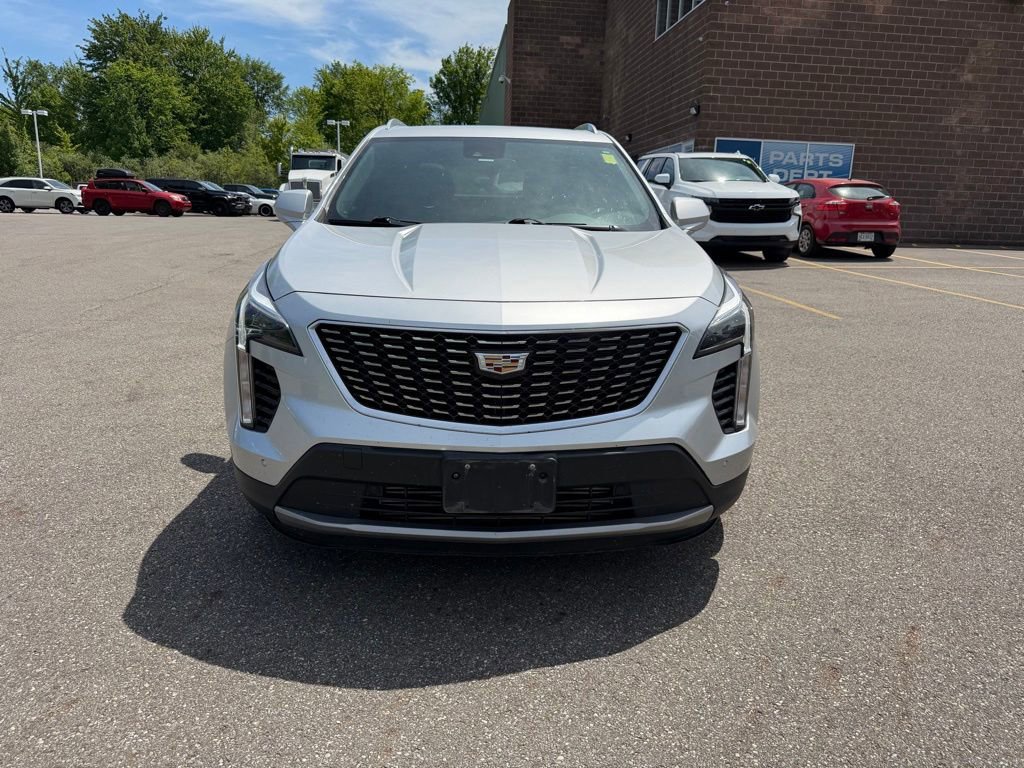 Used 2020 Cadillac XT4 Premium Luxury w/ Driver Awareness Package AWD/4WD image 4