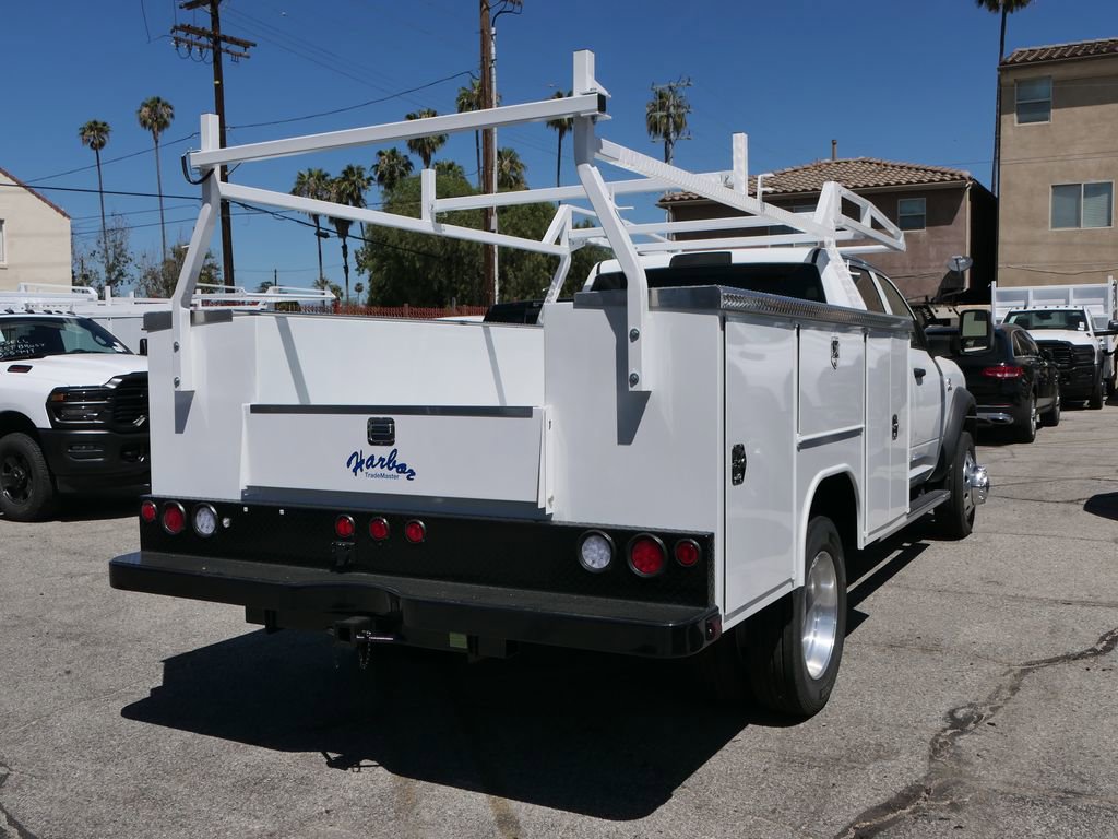 New 2024 RAM 4500 Tradesman w/ Chrome Appearance Group RWD image 2