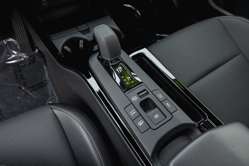 Used 2026 Toyota Prius Plug-In Hybrid image 17