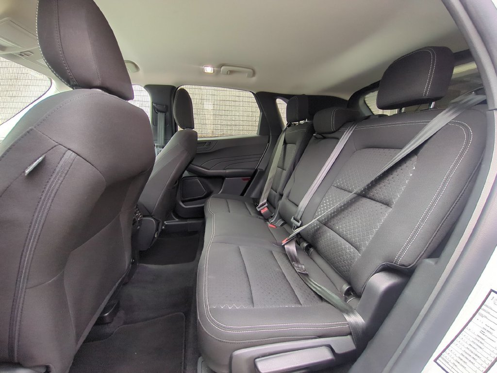 Used 2025 Ford Escape Active AWD/4WD image 24